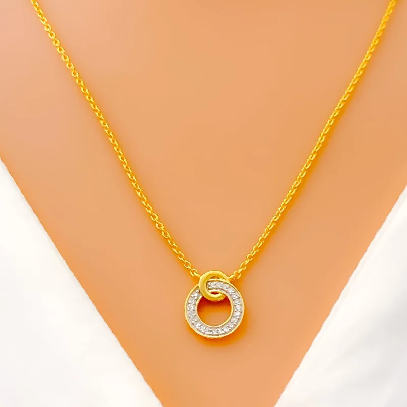 Necklaces For Soft Shine-Dazzling Round Diamond + 18k Gold Necklace