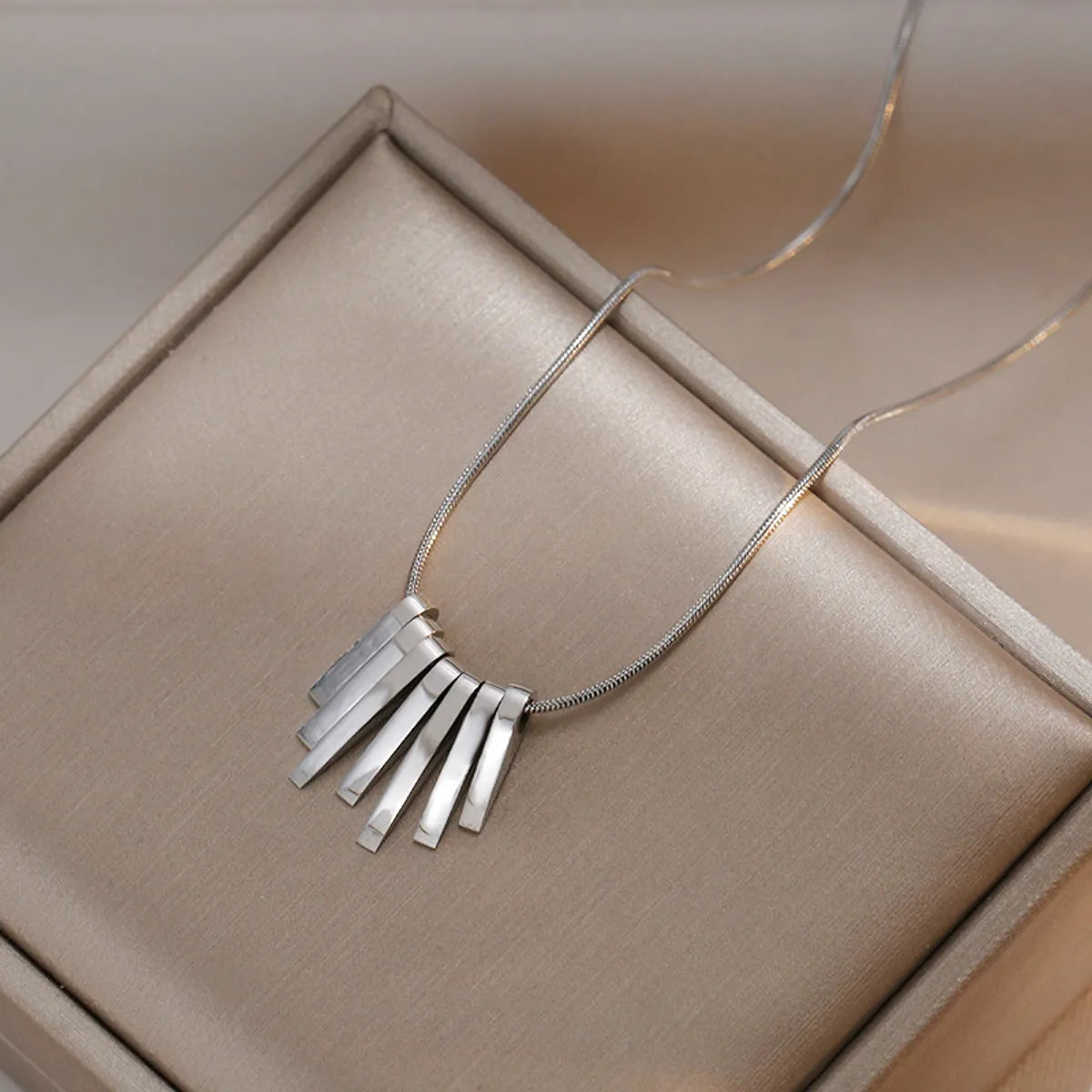 Necklaces Rate Guide-Simple Style Geometric Titanium Steel Plating Necklace