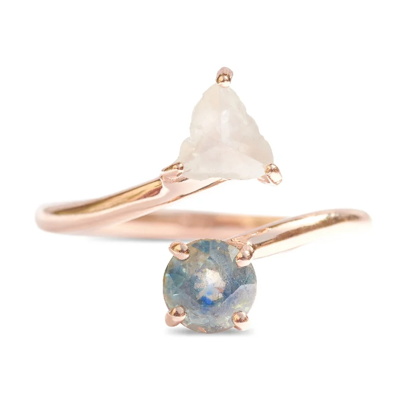 Rings For Curvy Palms-The Teumim Ring | A toi et moi ring with a rough diamond and teal sapphire