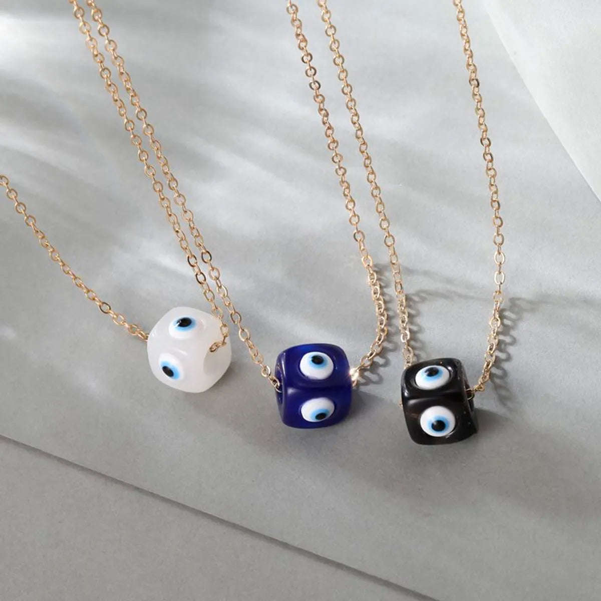 Necklaces Grip Guide-Fashion Devil's Eye Alloy Resin Unisex Pendant Necklace