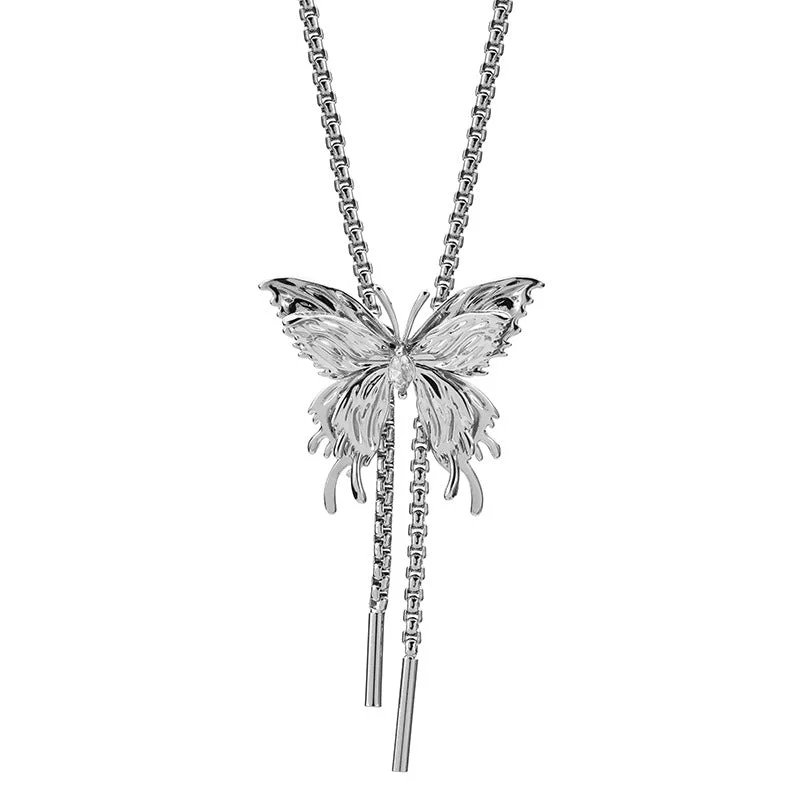 Necklaces For Thin Builds-Titanium Steel Simple Style Classic Style Inlay Butterfly Rhinestones Necklace