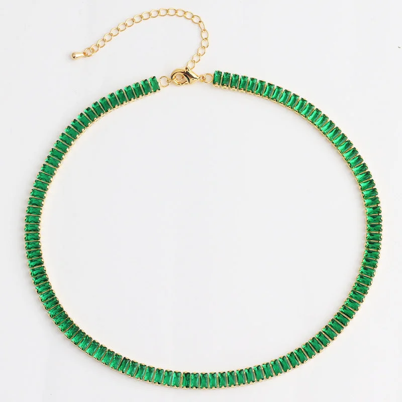 18K Gold 2.5 * 5mm Horizontal Green Zirconium