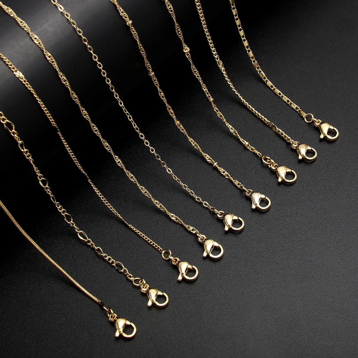 Necklaces For Trip Looks-Simple Style Solid Color Stainless Steel Gold Plated Necklace