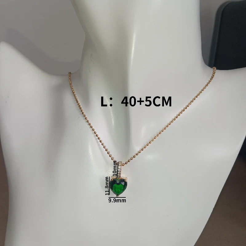 Green Heart Necklace (Bead Necklace)