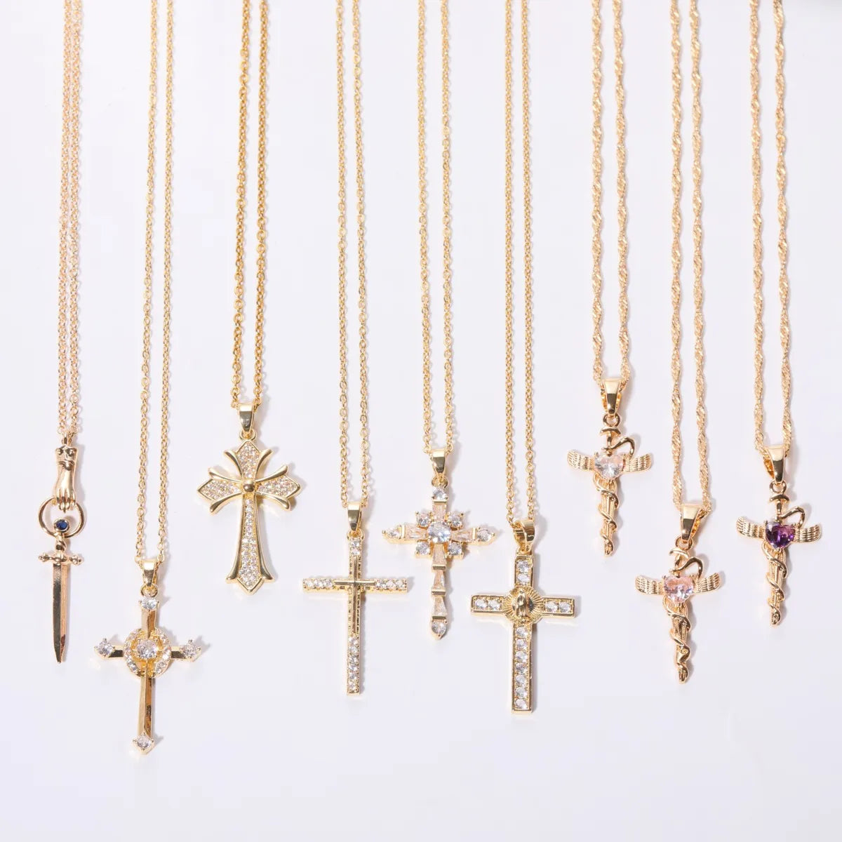 Necklaces With Heart Shapes-Copper IG Style Simple Style Cross Plating Inlay Rhinestones Pendant Necklace