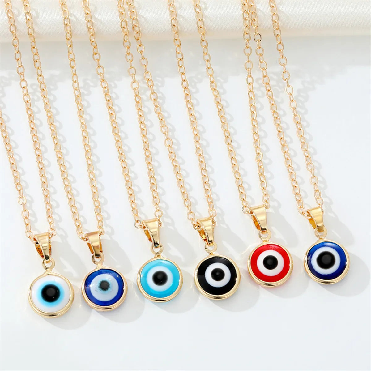 Necklaces With Odd Shapes-Retro Simple Color Resin Turkish Eye Necklace Demon Eye Pendant Necklace