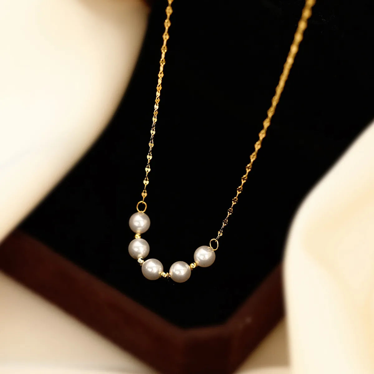 Necklaces For Calm Fun-Simple Style Korean Style Round Imitation Pearl Titanium Steel Plating 18k Gold Plated Necklace