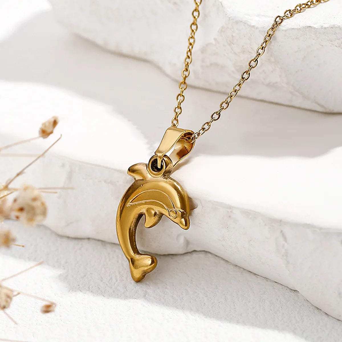 Necklaces For Pack Light-Sweet Dolphin Stainless Steel Plating 18k Gold Plated Pendant Necklace