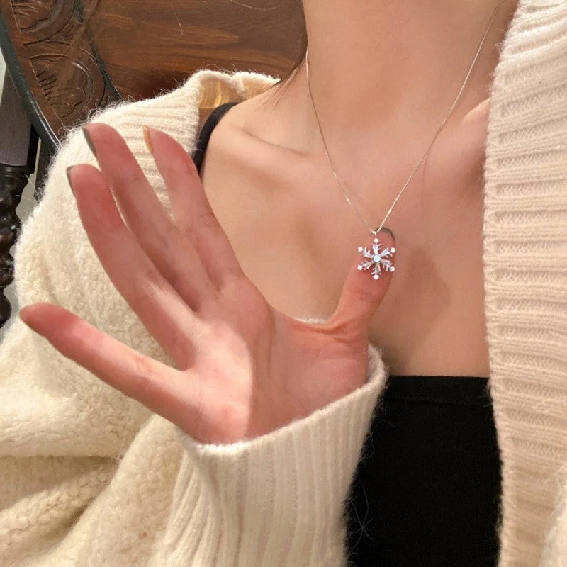 Rotatable Snowflake