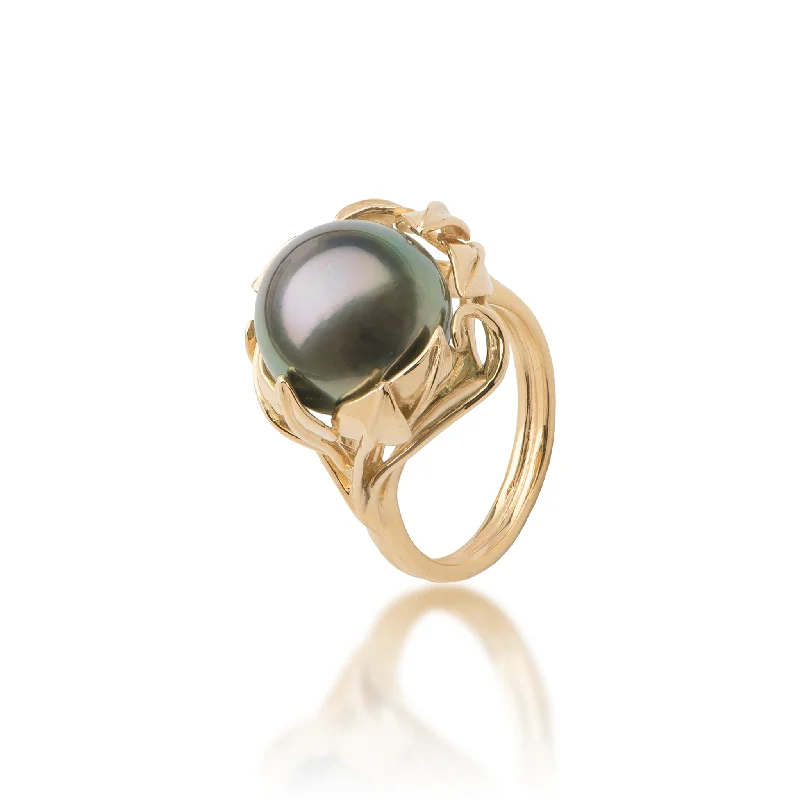 Rings Wear Hacks-Maile Leaf Tahitian Black Pearl Ring in Gold - 12-13mm