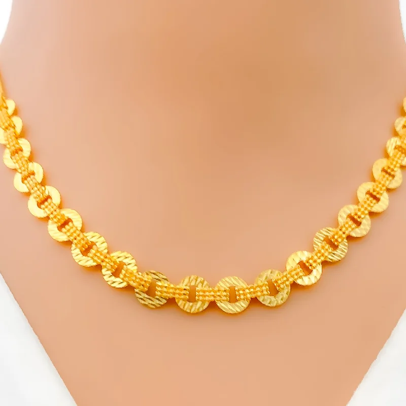 Necklaces For Thick Hair-Magnificent Modern Interlinked Halo 22K Gold Necklace Set