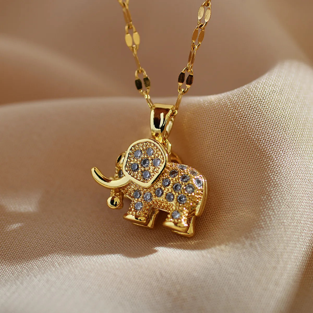 Necklaces For Pewter Shine-Cute Elephant Titanium Steel Copper Plating Inlay Zircon Gold Plated Pendant Necklace