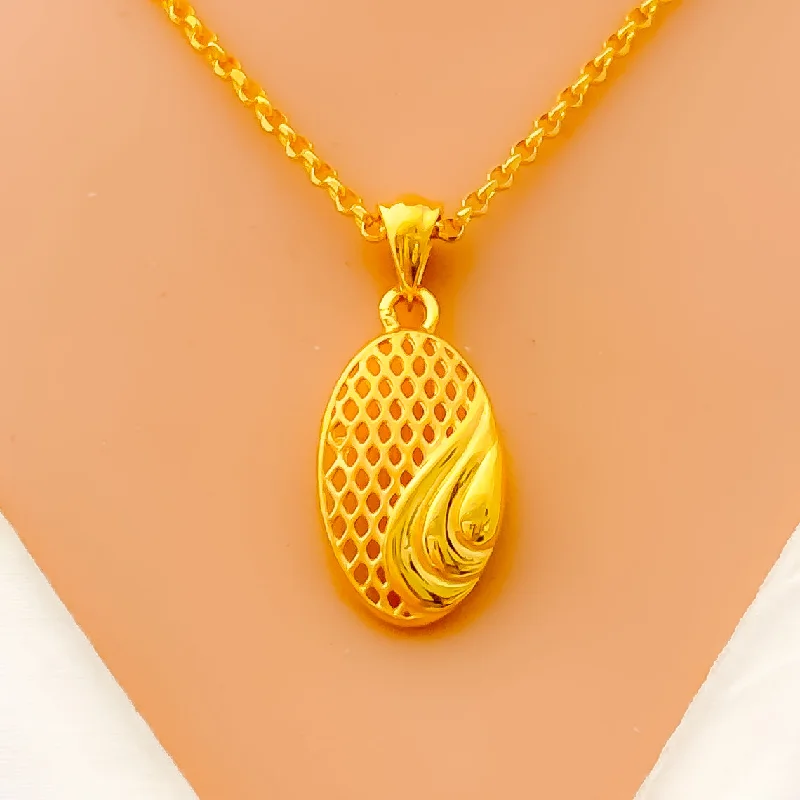 Necklaces For Thin Frames-Charming Ornate 22k Gold Necklace