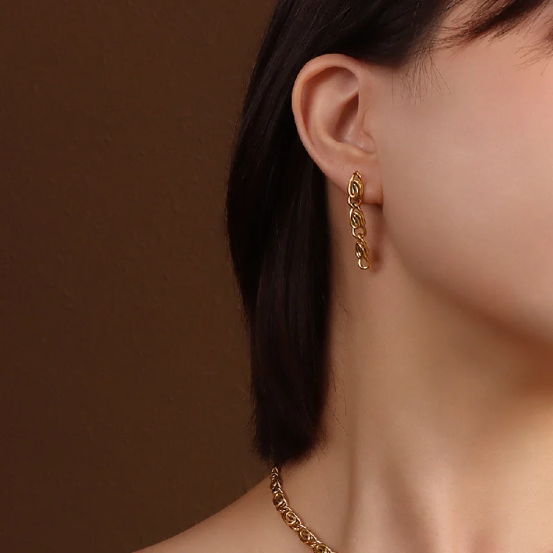 F474 Gold Texture Chain Eardrops Pair