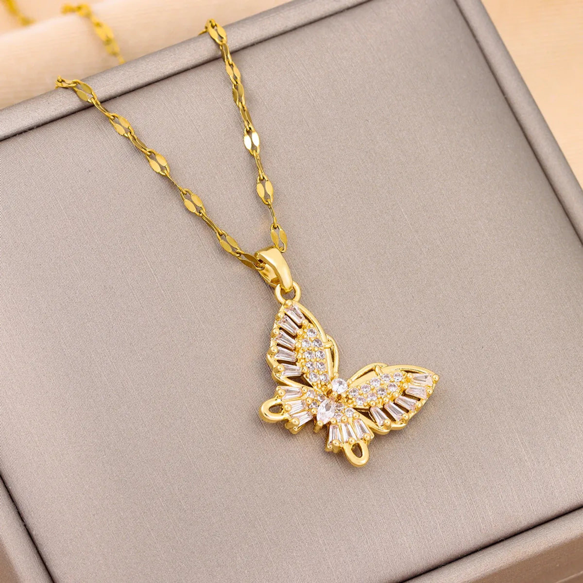 Micro Necklaces For Calm-Ig Style Butterfly Stainless Steel Plating Inlay Zircon 18k Gold Plated Pendant Necklace