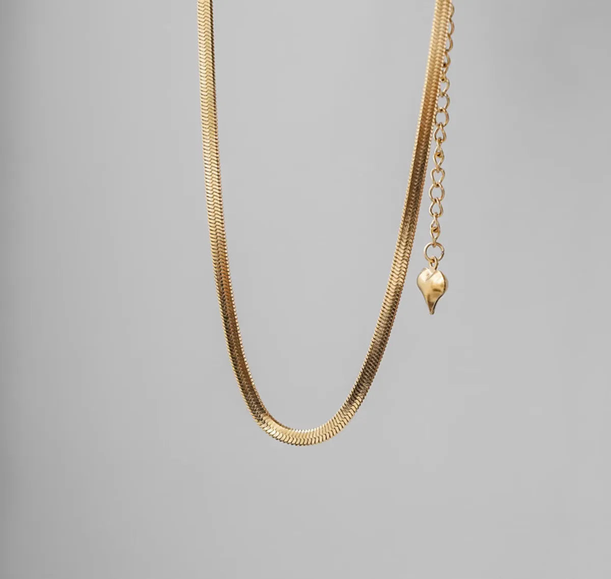 Necklaces For Wee Ones-Elegant Simple Style Solid Color Titanium Steel Plating 18k Gold Plated Necklace