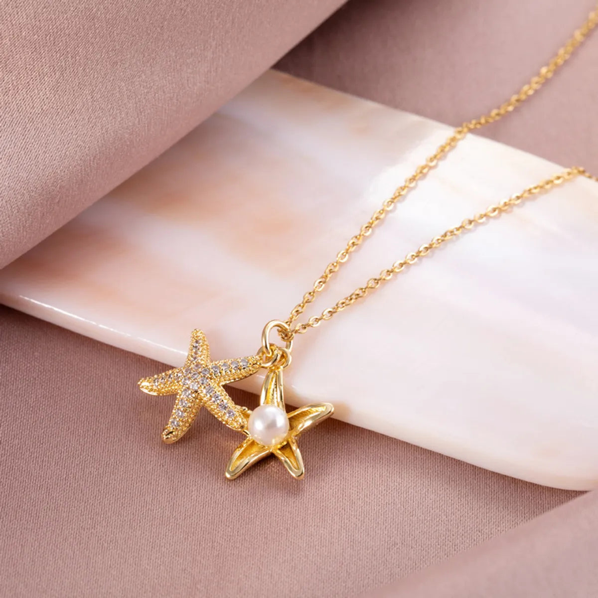 Best Airy Necklaces-201 Stainless Steel Copper White Gold Plated Gold Plated Plating Inlay Starfish Artificial Pearls Zircon Pendant Necklace