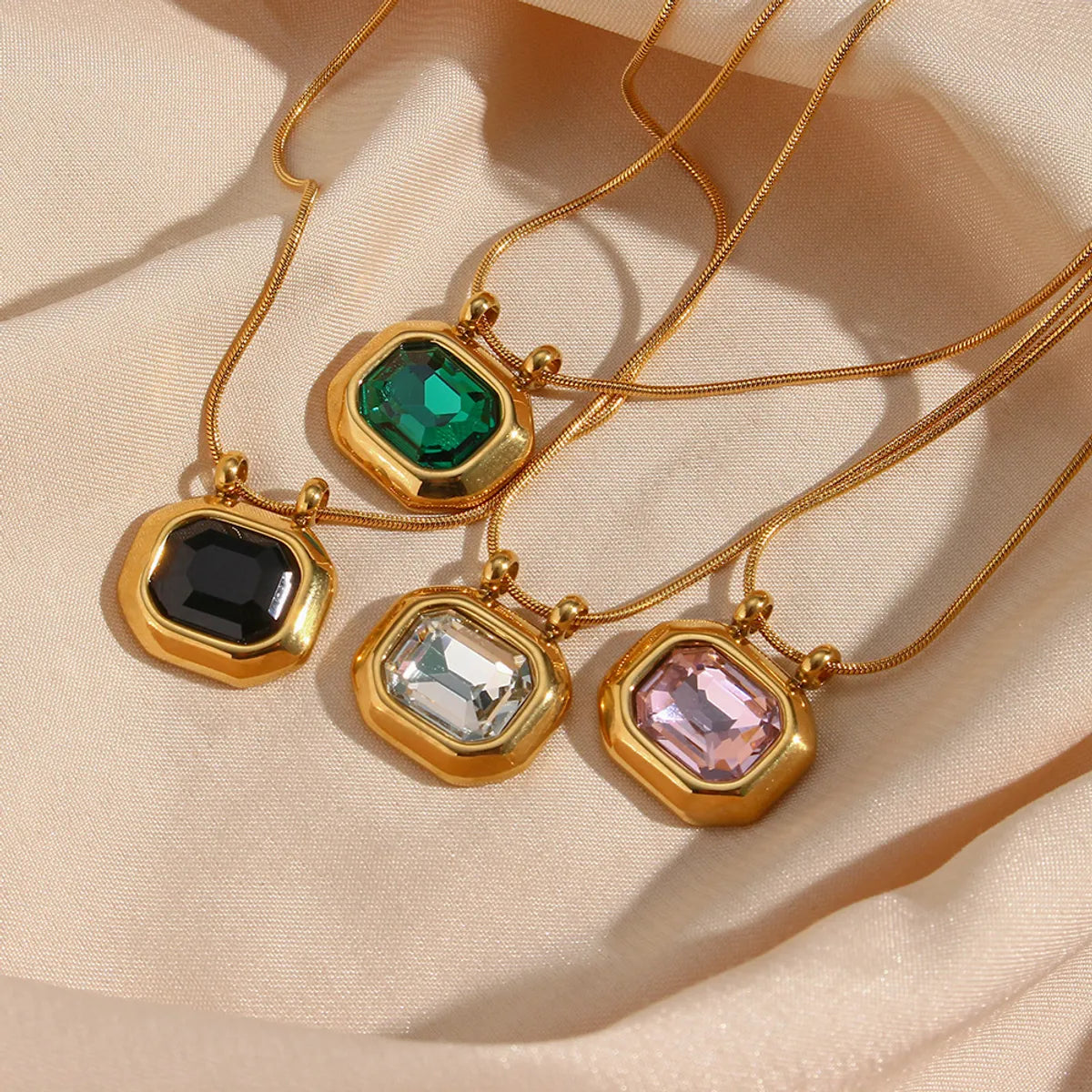 Necklaces For Bare Glow-Vintage Style Square Stainless Steel Pendant Necklace Plating Zircon Stainless Steel Necklaces