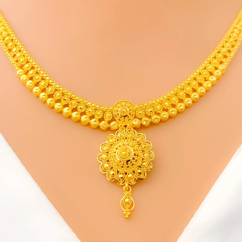 Necklaces For Thick Days-Radiant Graceful 22k Gold Necklace Set