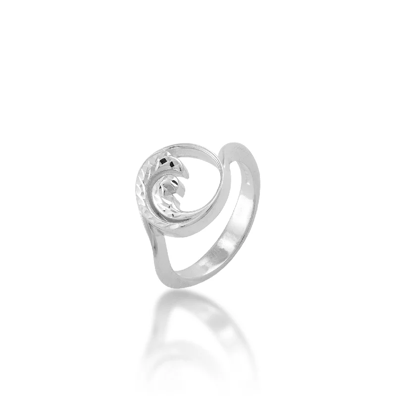 Rings With Gunmetal Sheen-Nalu (Wave) Ring in Sterling Silver - 12mm