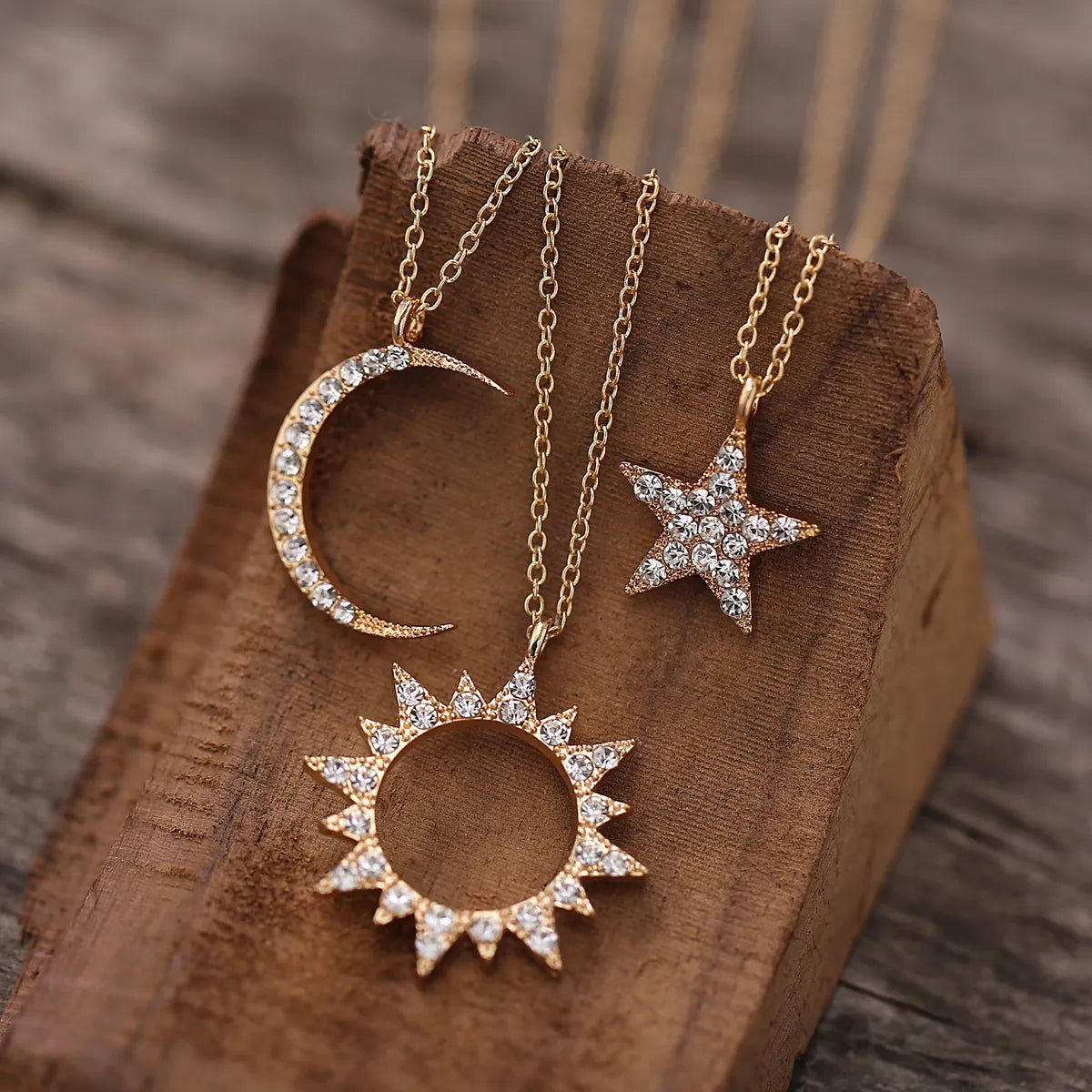 Necklaces For Strong Shine-Fashion Geometric Alloy Diamond Women's