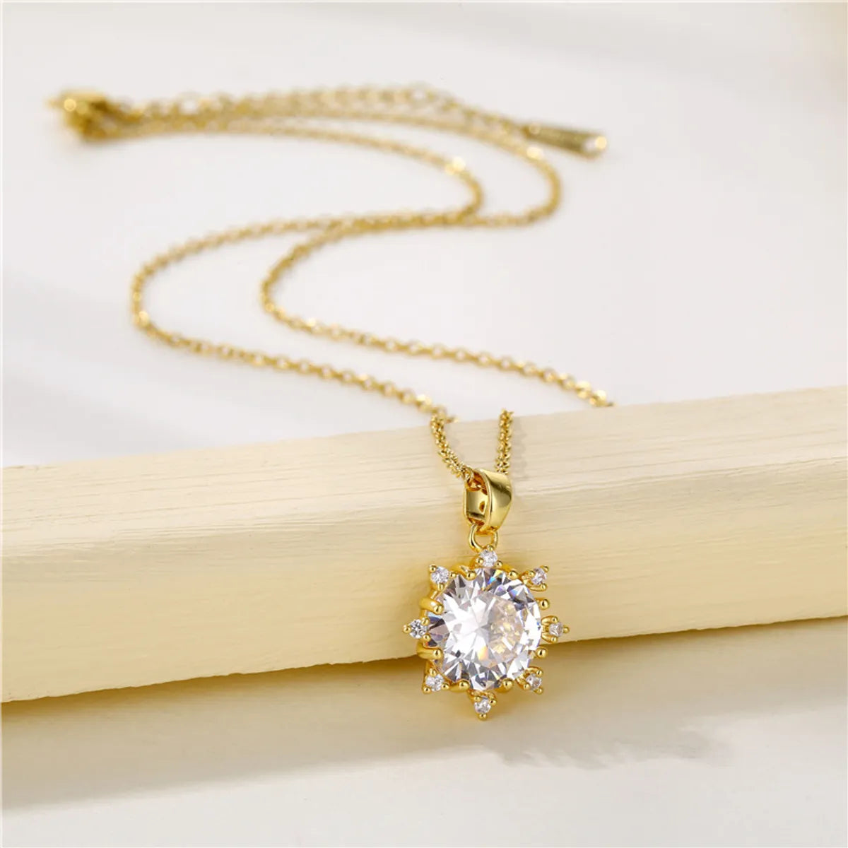 Necklaces For Full Nights-1 Piece Fashion Sun Flower Stainless Steel Titanium Steel Plating Inlay Zircon Pendant Necklace