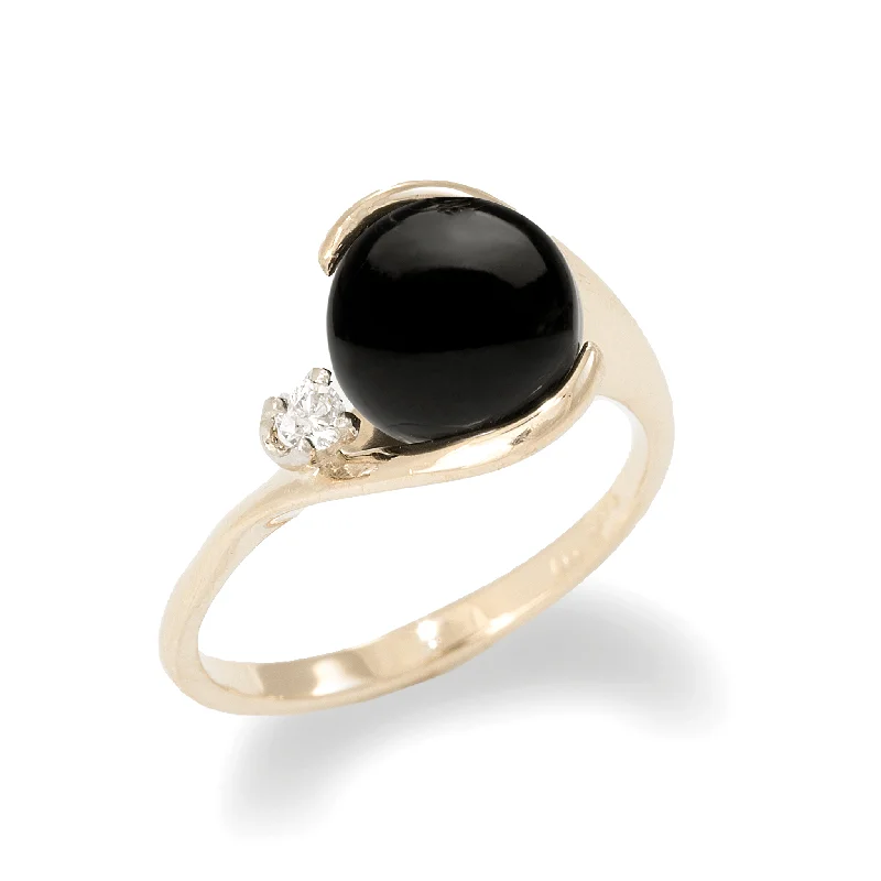 Rings Anchor Durability-Black Coral Ring in Gold with Diamonds