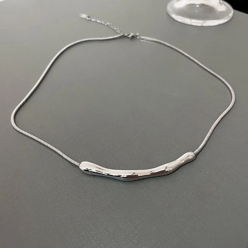 25# Necklace-Silver (Irregular Fold)