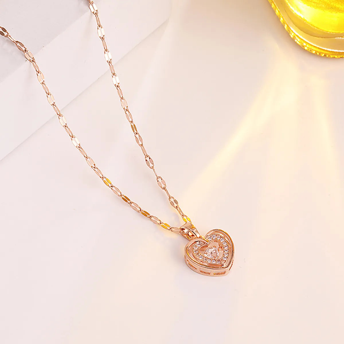 Necklaces For Fine Links-Titanium Steel Sweet Heart Shape Plating Pendant Necklace